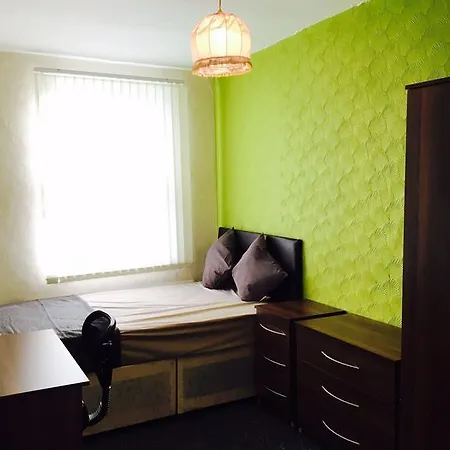 Birmingham Guest House 2 Guest house 2*